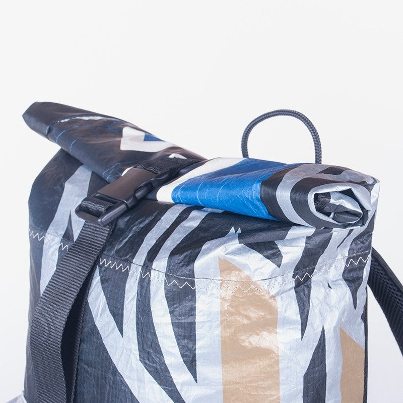 MOCHILA CALIMA ROJO Y GRIS